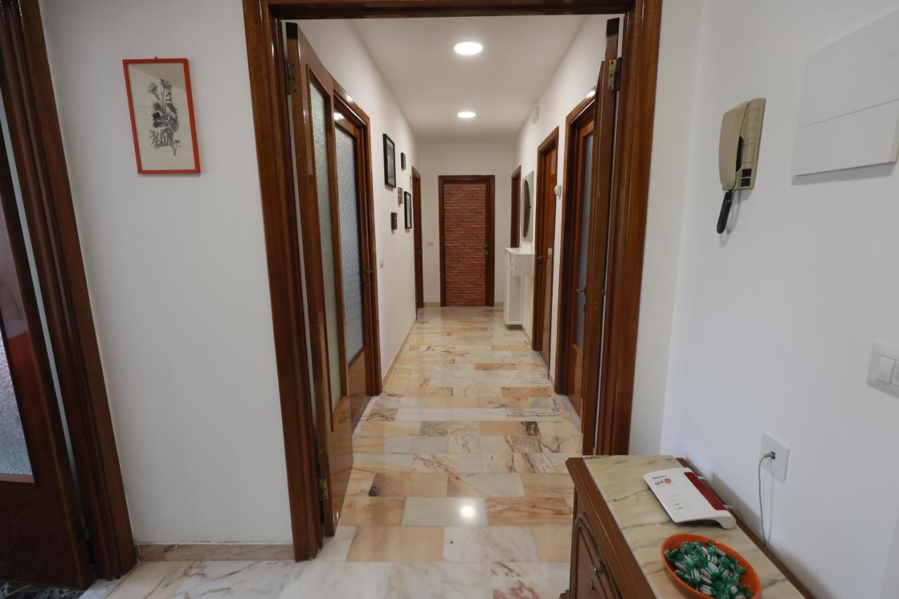B&B 814 Фермо Екстер'єр фото